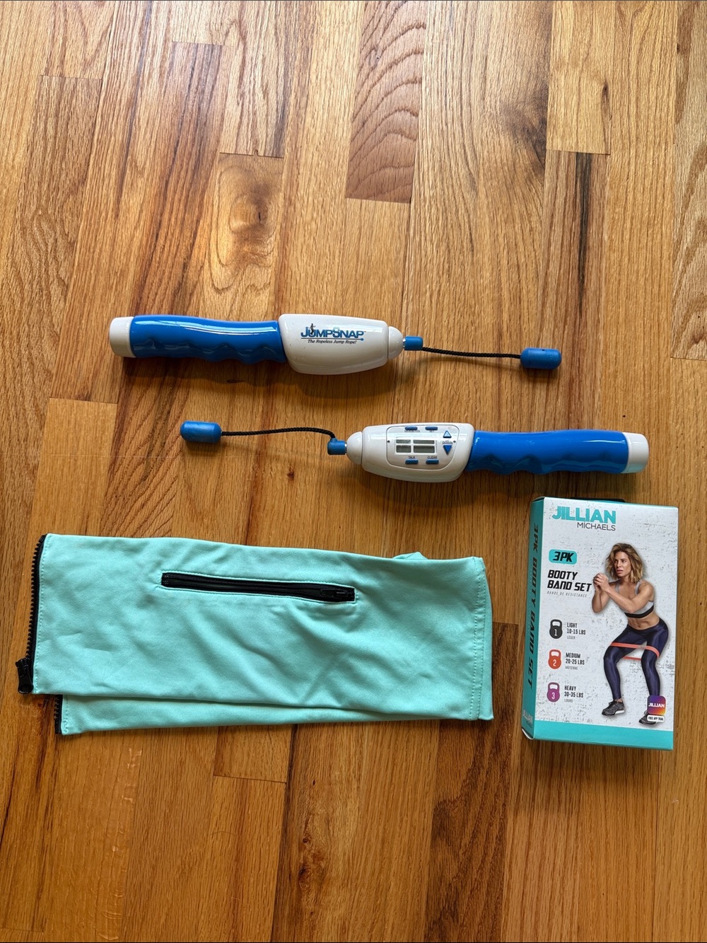 Running band, Jillian Michaels resistance bands, jumpsnap jump rope bundle